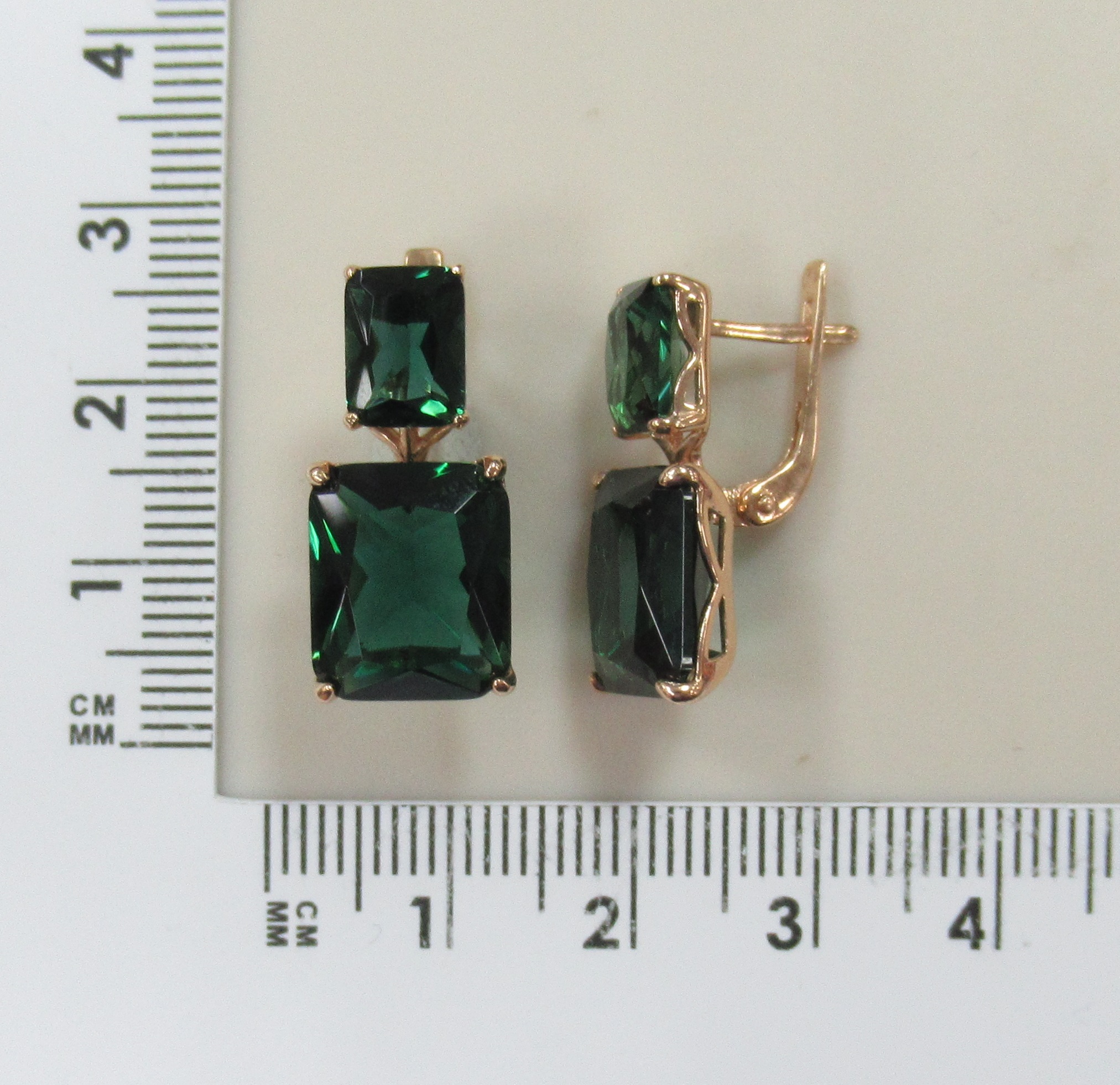 Серебряные серьги с празиолитами